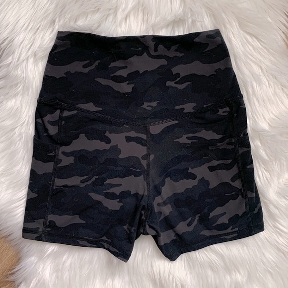 Sunzel 4” Biker Shorts - Picture 9 of 9